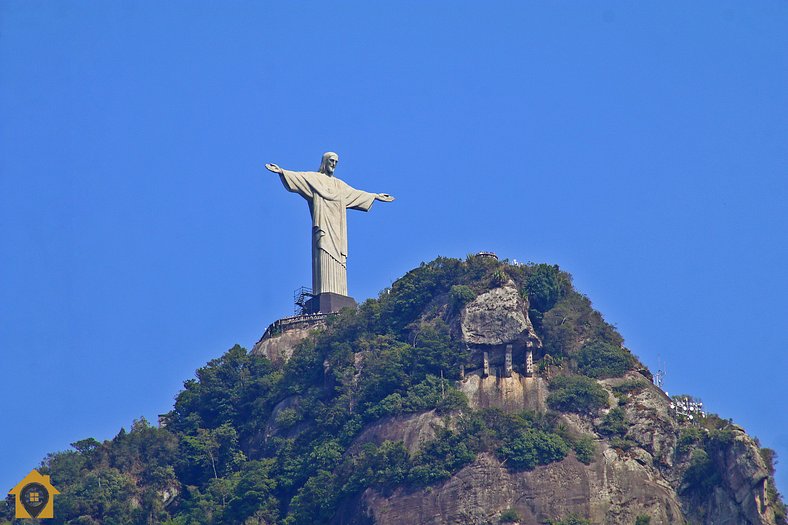 Amplo 3 quartos c/ vista para o Cristo Redentor