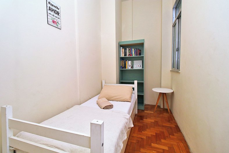 Apartamento aconchegante de 2 quartos p/ 4 pessoas