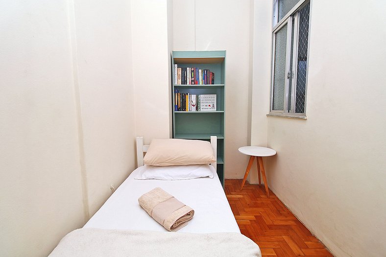 Apartamento aconchegante de 2 quartos p/ 4 pessoas