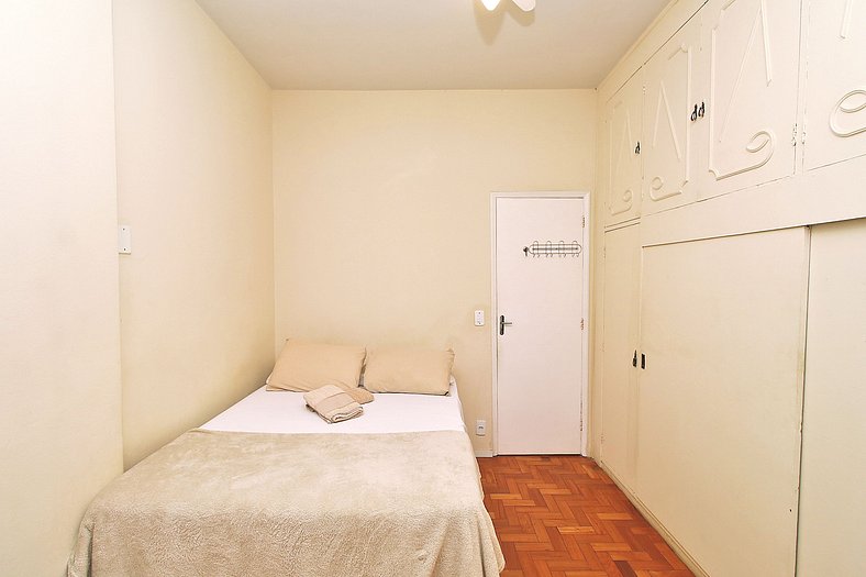 Apartamento aconchegante de 2 quartos p/ 4 pessoas