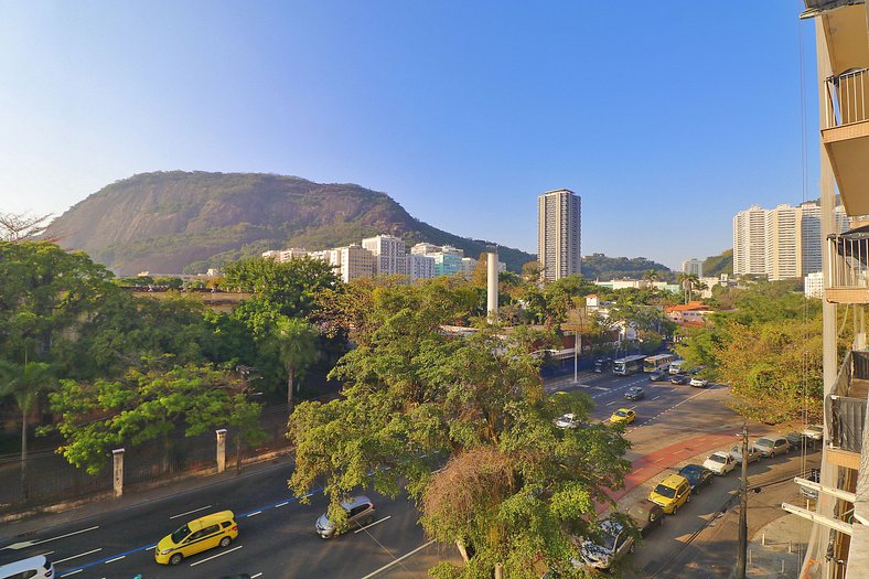 Charmoso apartamento c/ vista para o Pão de Açúcar